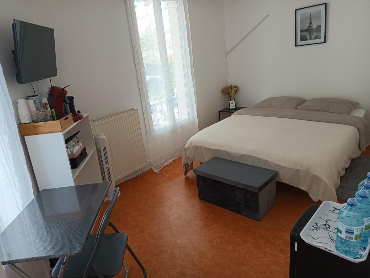 Privee A Arcueil - * Cachan